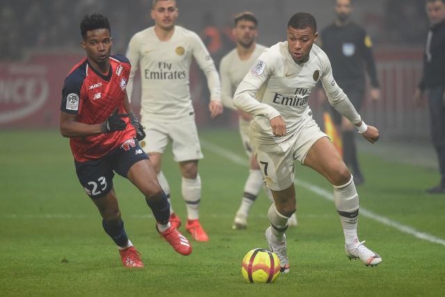 诺伊尔肋骨受伤，下周欧冠拜仁对阵巴黎出战成疑